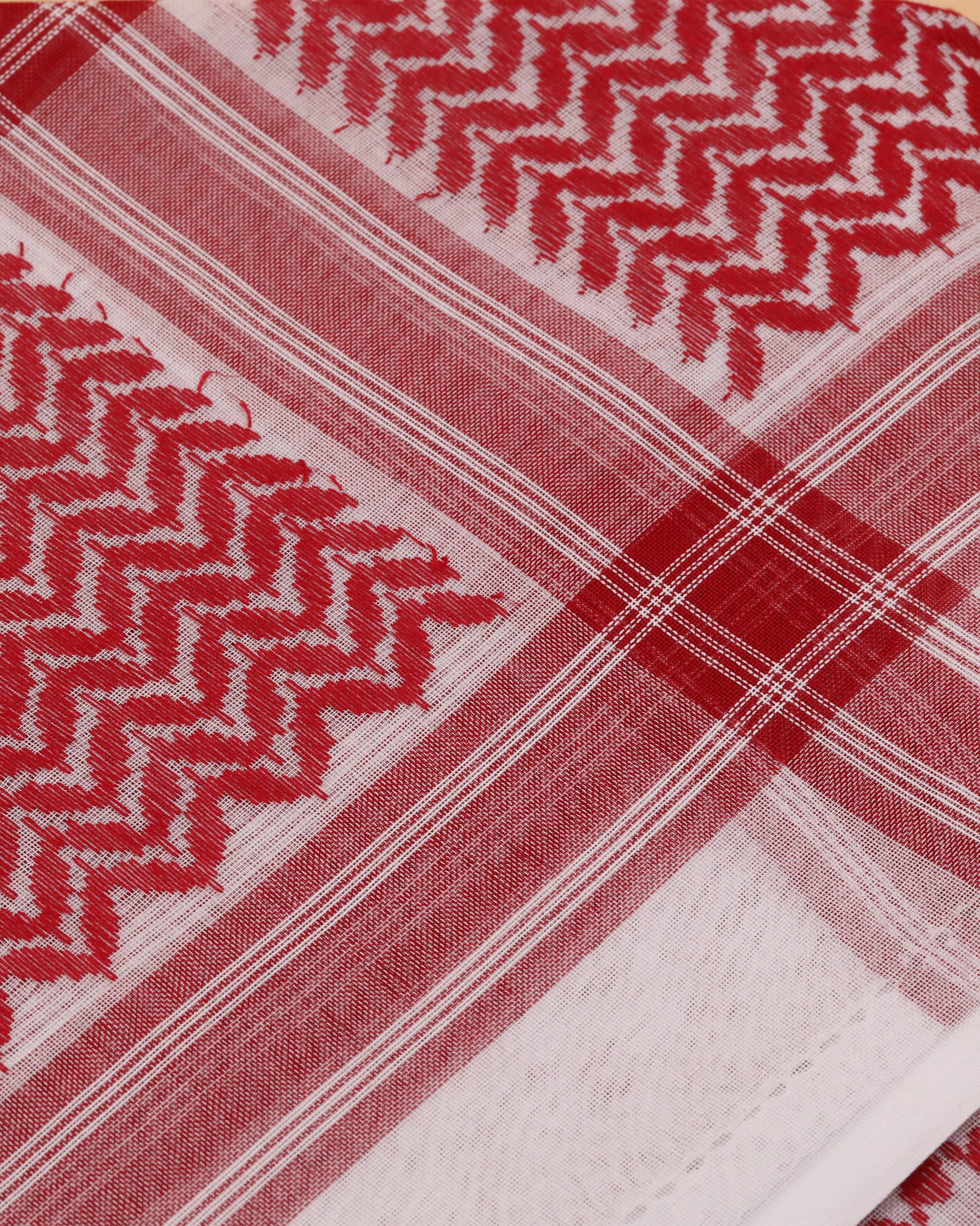 DK4 شماغ الخطّية