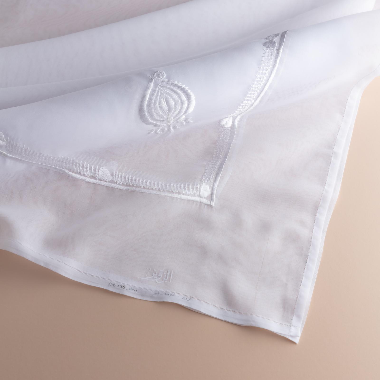 غترة زوير نقش صغير مكفوف